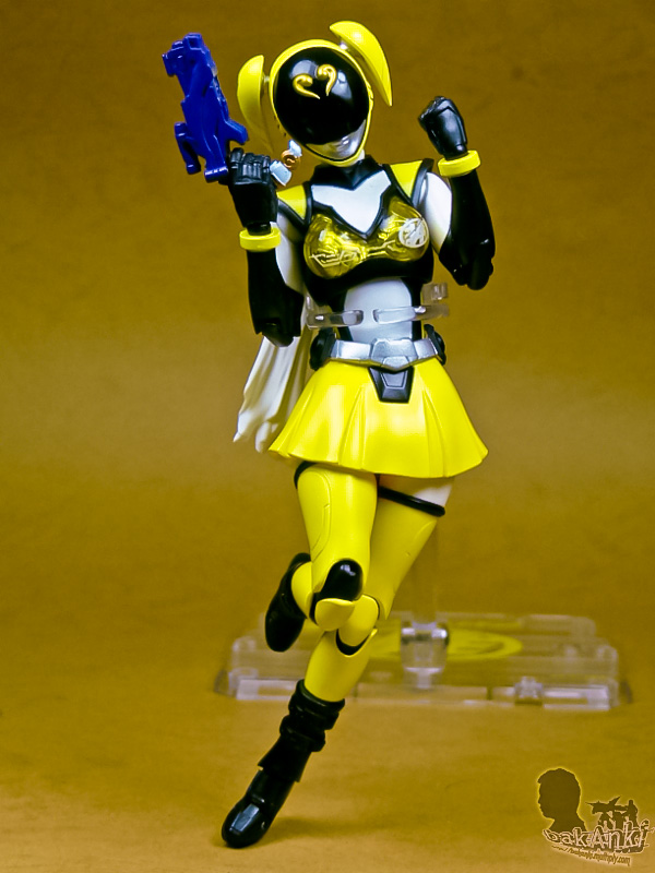 bakAnki: [FiguReview]SHFiguarts Akiba Yellow